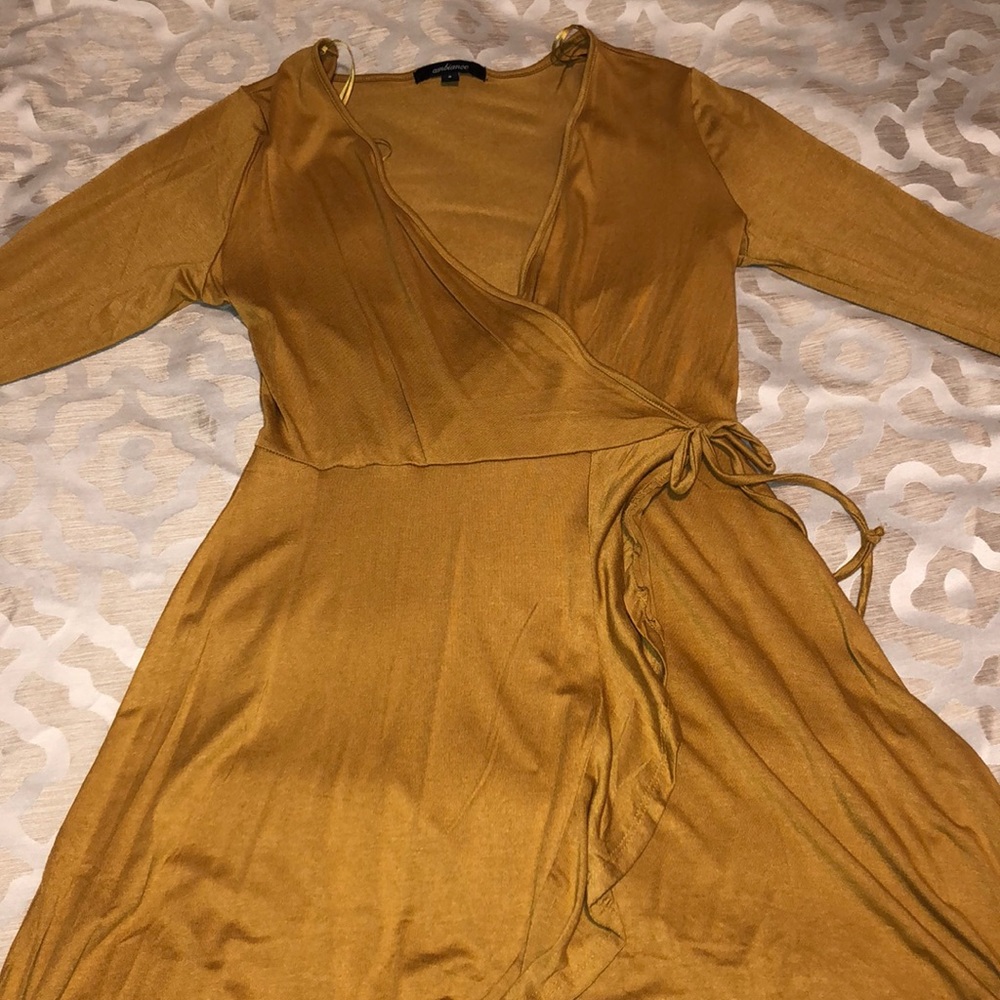 Mustard yellow long sleeve!
